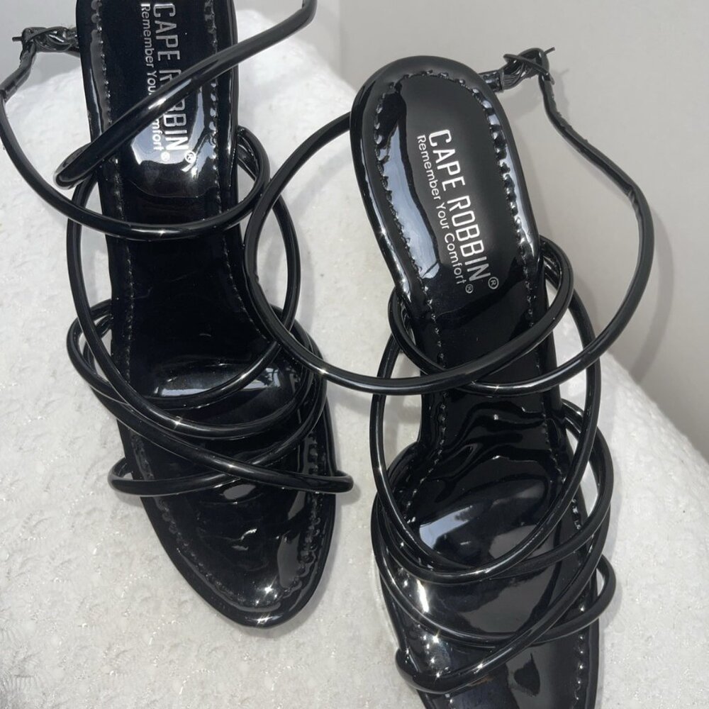 Cape Robbin Black Strappy Platform High Heels - Picture 2 of 6